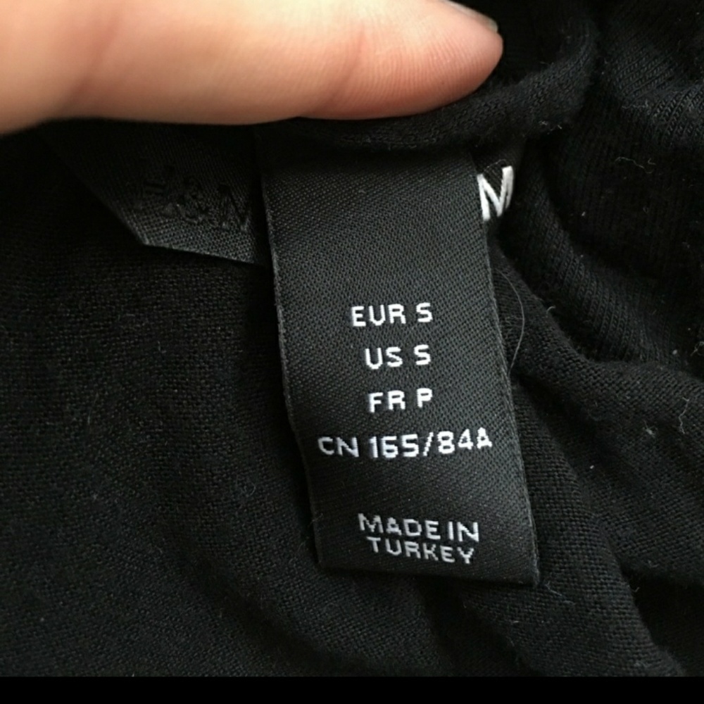 H and M awesome shirt - Picture 3 of 5